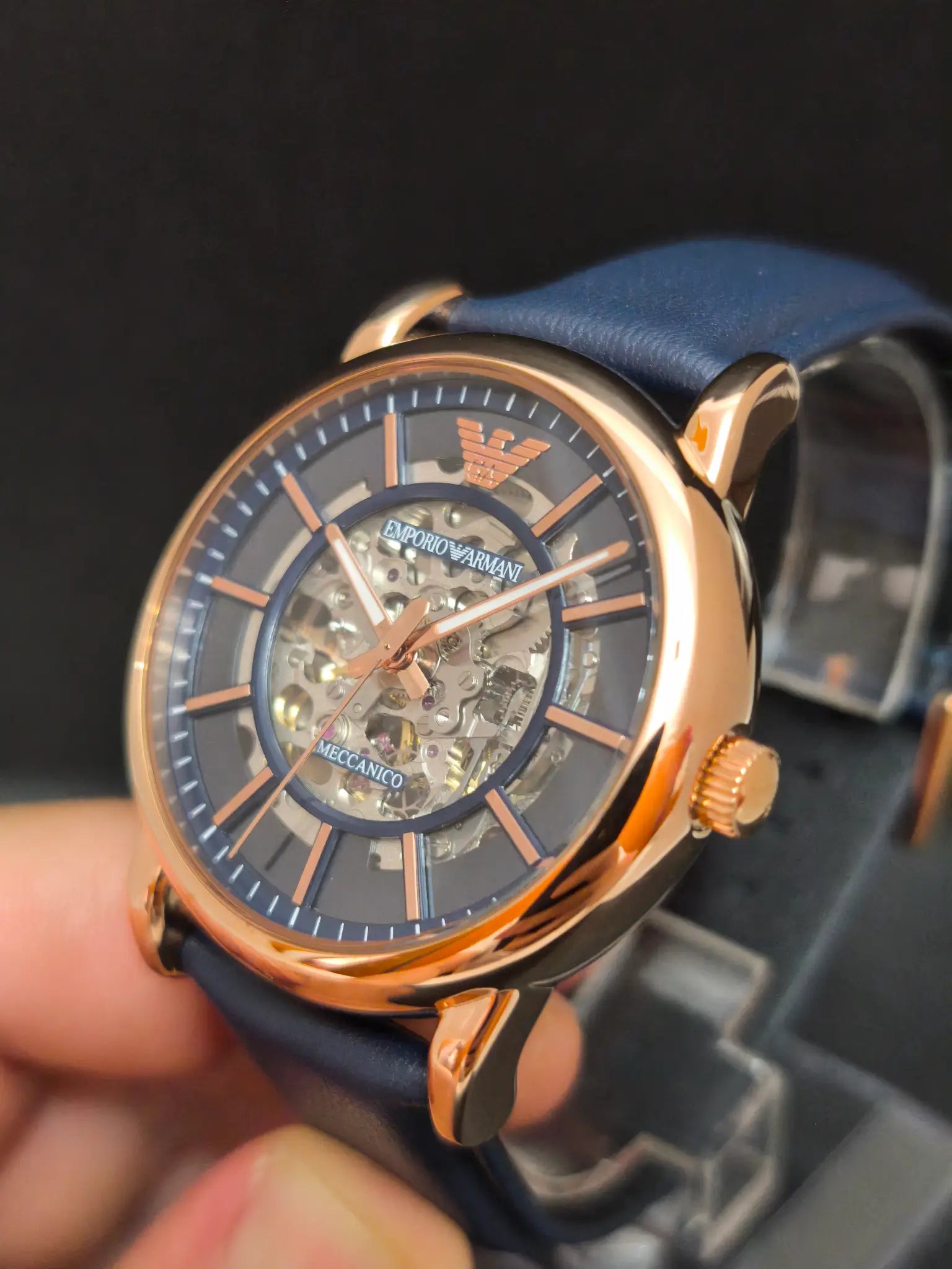 Reloj Emporio Armani Luigi Meccanico AR60050 – Automático Hombre 43 mm Azul y Oro Rosa