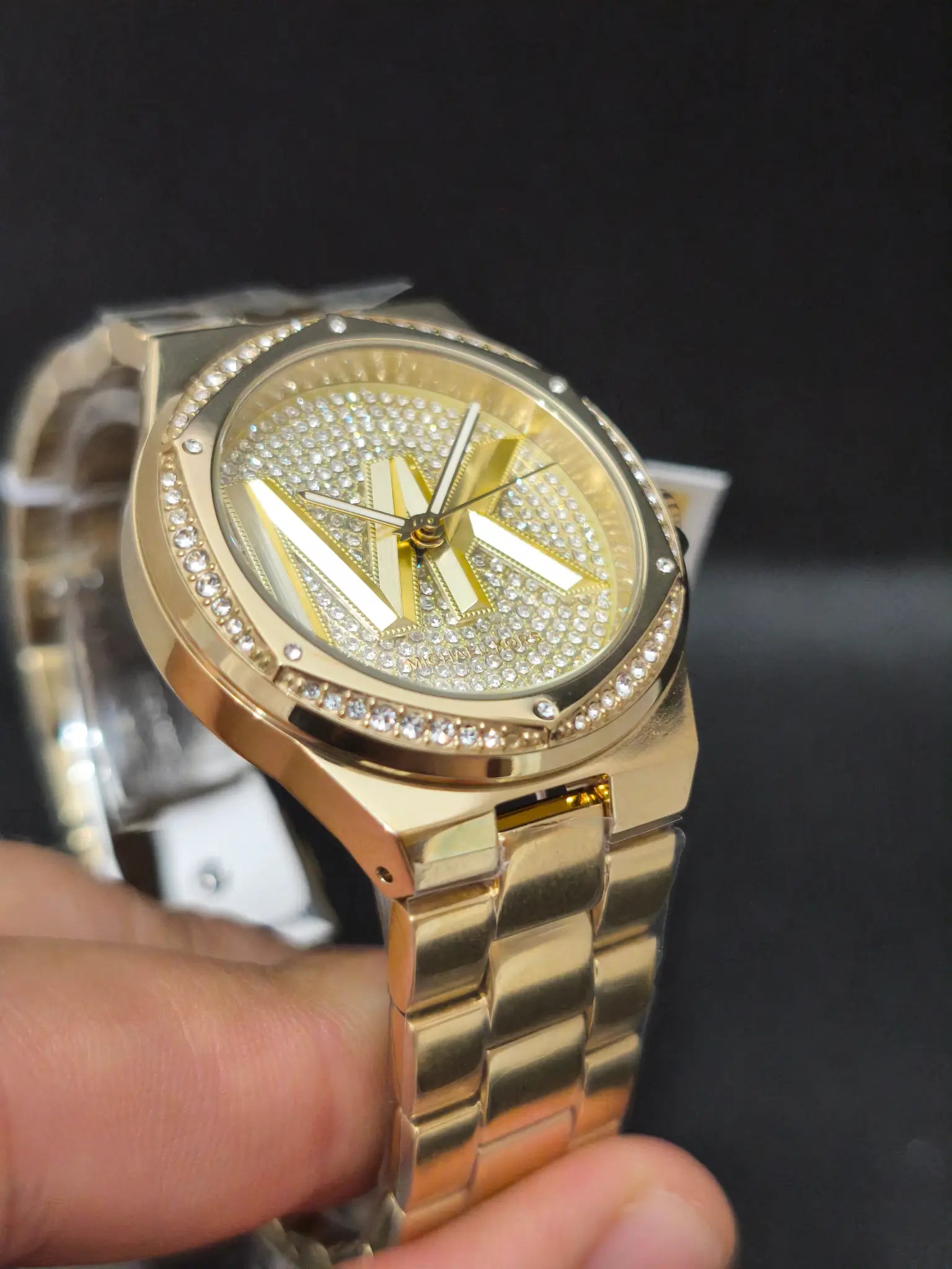 Reloj Michael Kors Lennox MK7229 – Mujer 37 mm Dorado con Logo MK Pavé
