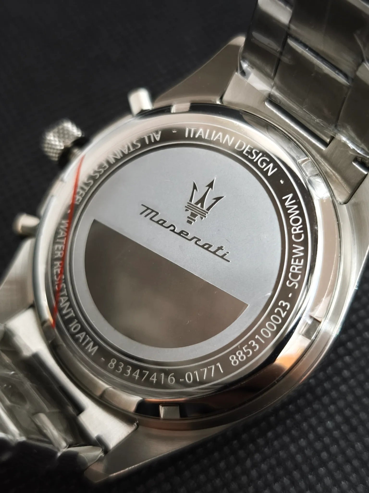 Reloj Maserati R8853100023 tapa trasera de acero con grabados