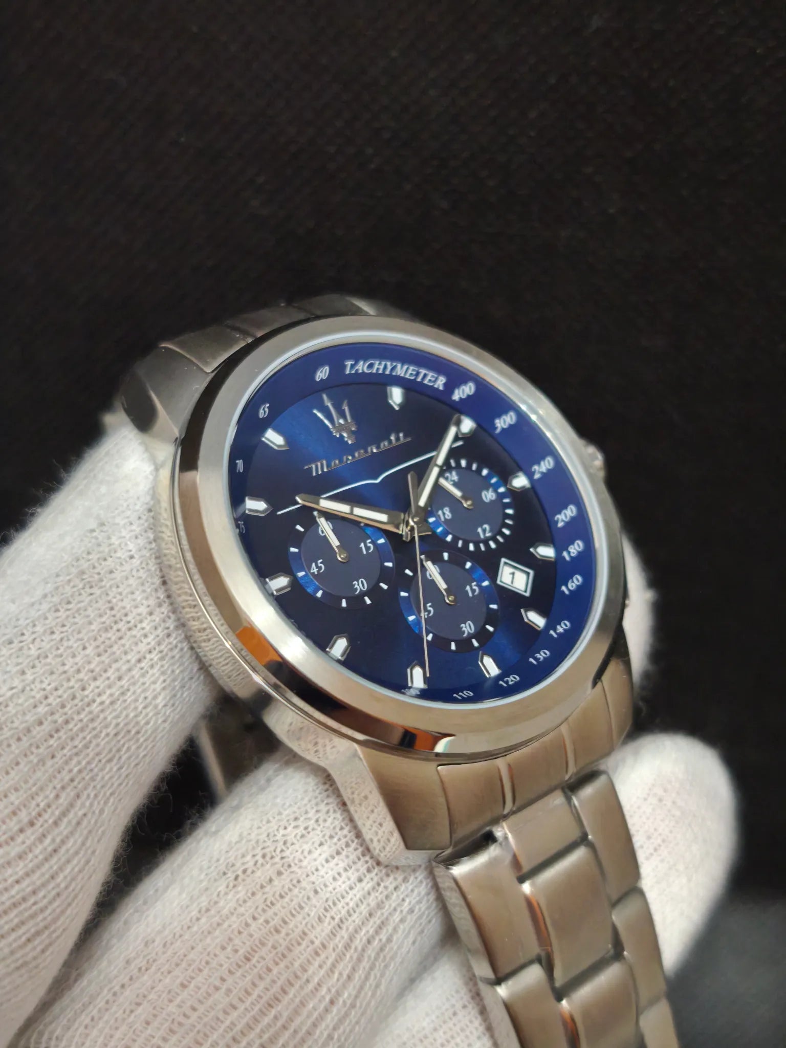 Detalle de marcadores y agujas del Maserati Successo R8873621002