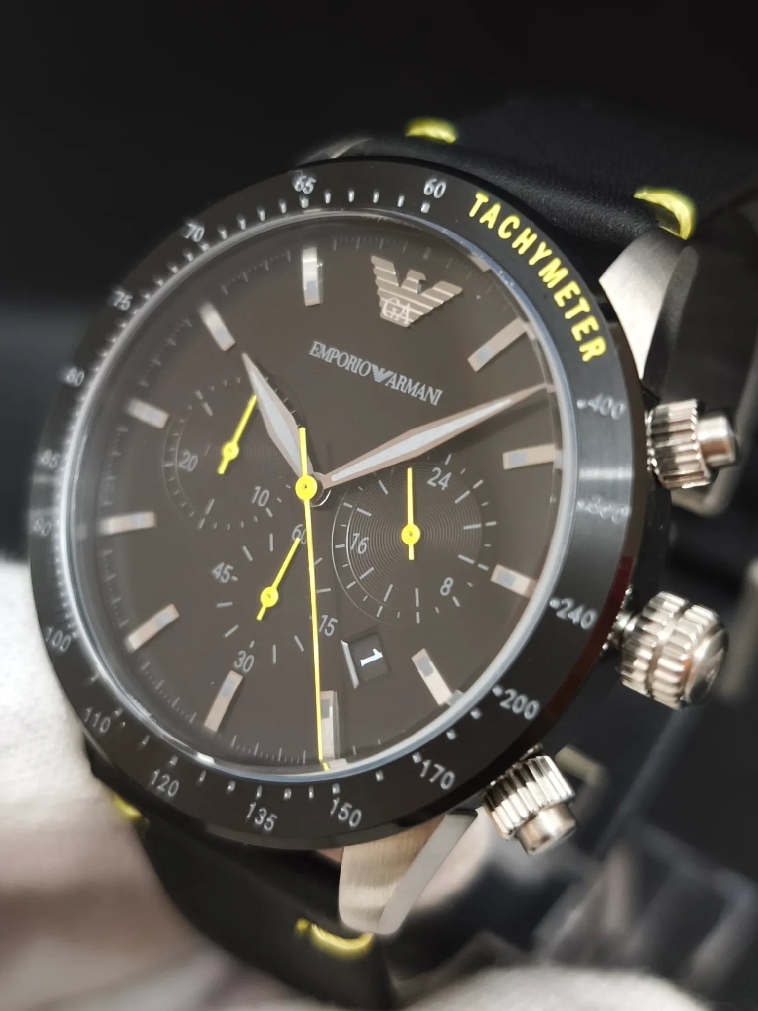 Reloj Emporio Armani Mario AR11325