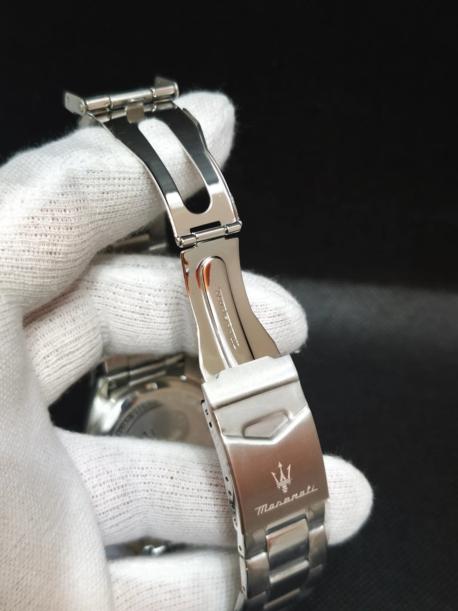 Brazalete de acero del Maserati Competizione con cierre desplegable