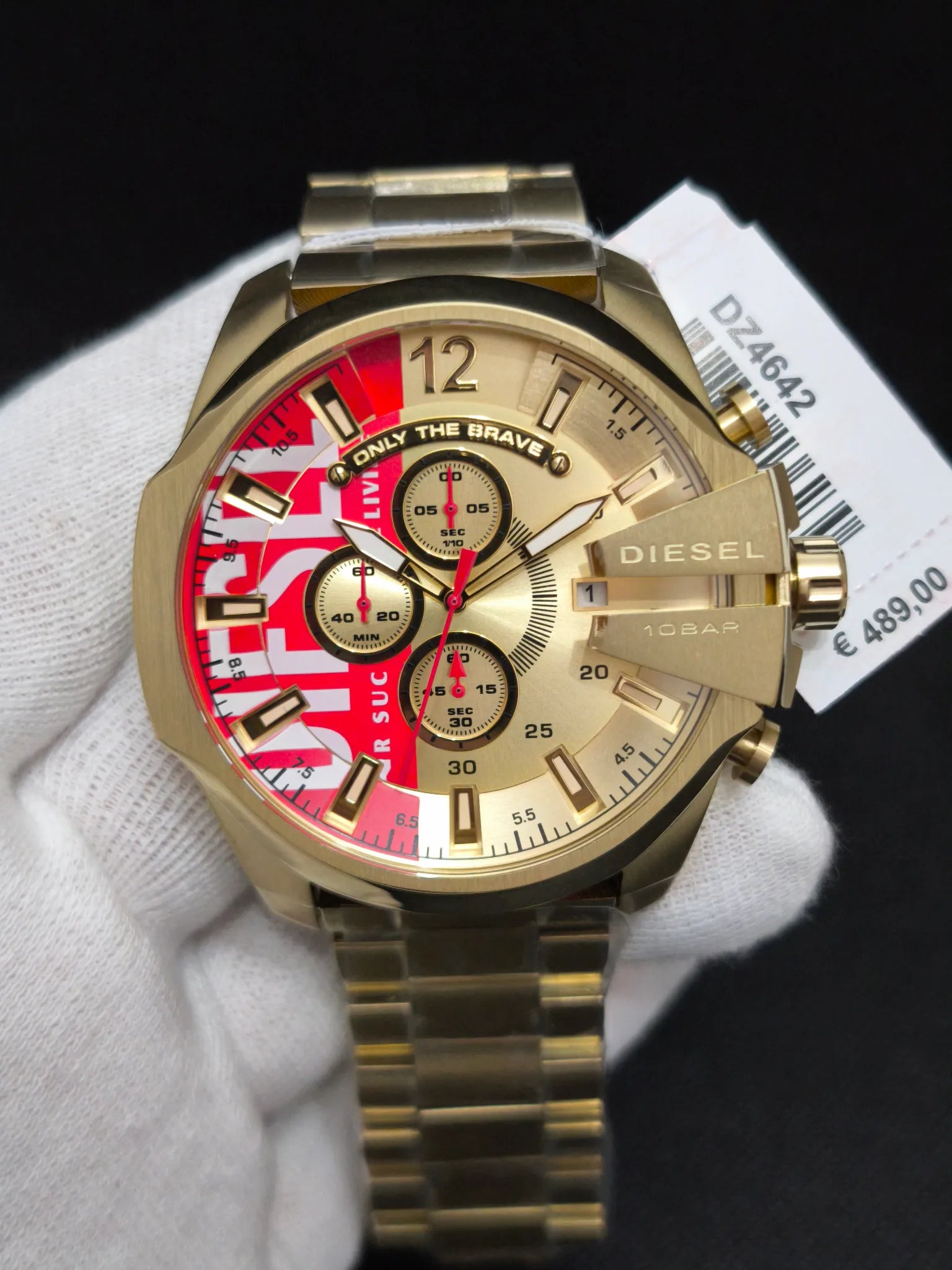 Reloj Diesel DZ4642 Mega Chief dorado y rojo