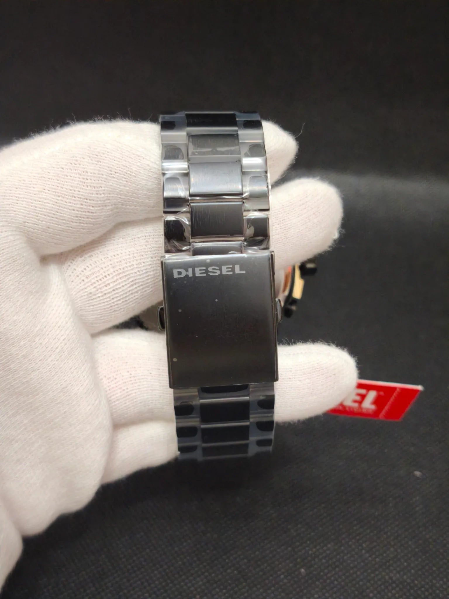 Reloj Diesel Mega Chief DZ4338 – Cronógrafo Hombre 51 mm Negro con detalles dorados