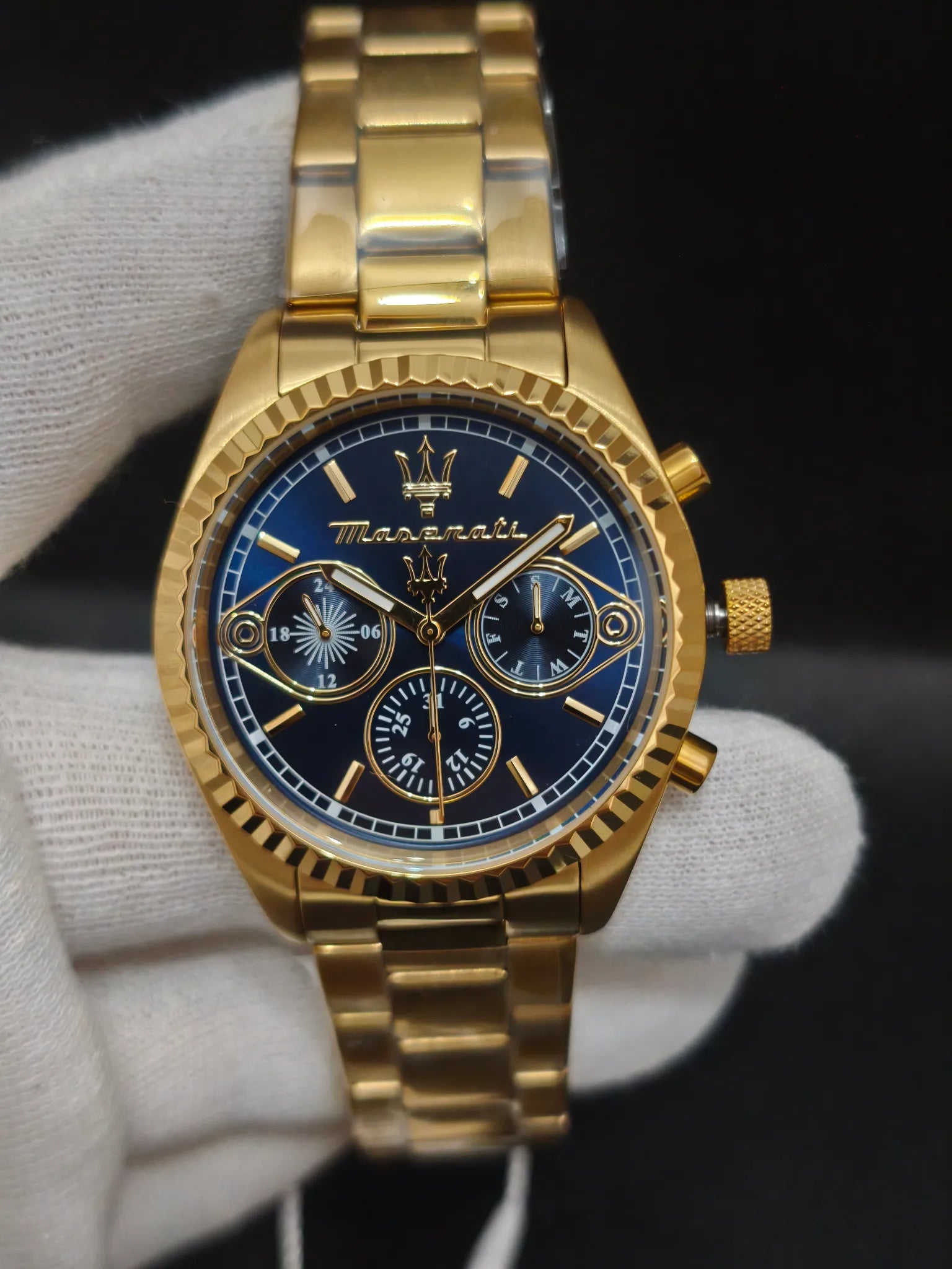 vista frontal Reloj Maserati Competizione R8853100026 