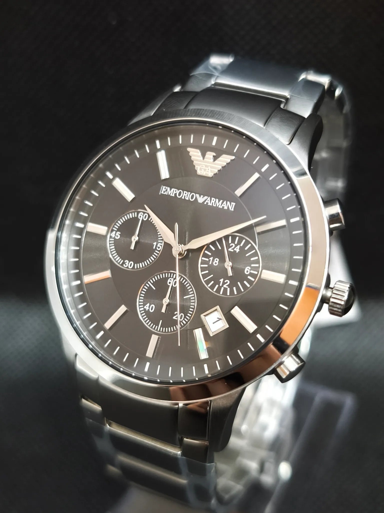 Reloj Emporio Armani AR2434 lateral con corona y pulsadores, caja 43 mm