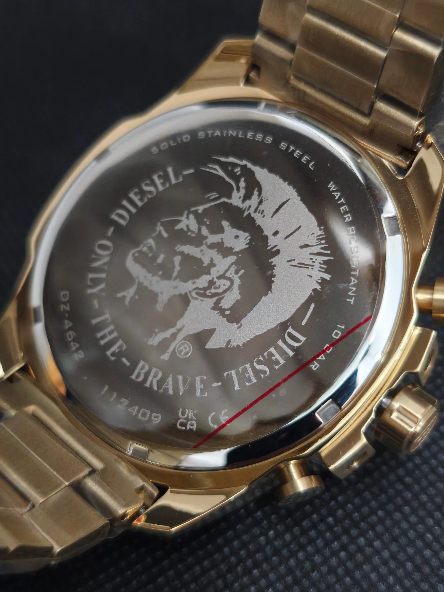 Reloj Diesel Mega Chief DZ4642 – Cronógrafo 51 mm dorado/rojo