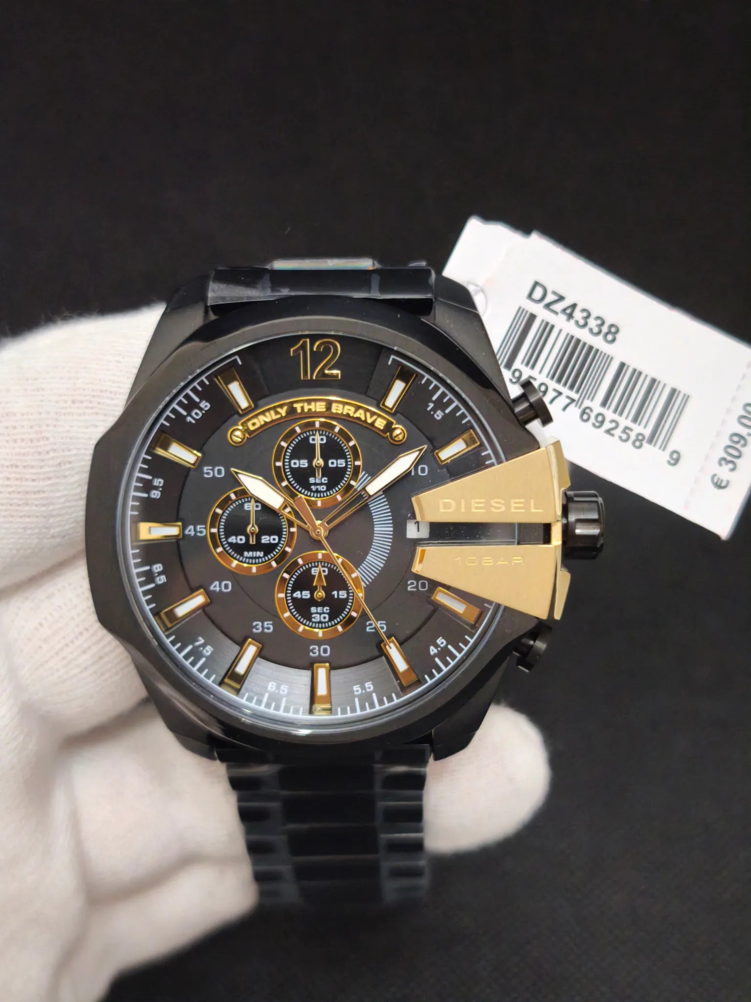 Reloj Diesel Mega Chief DZ4338 – Cronógrafo Hombre 51 mm Negro con detalles dorados