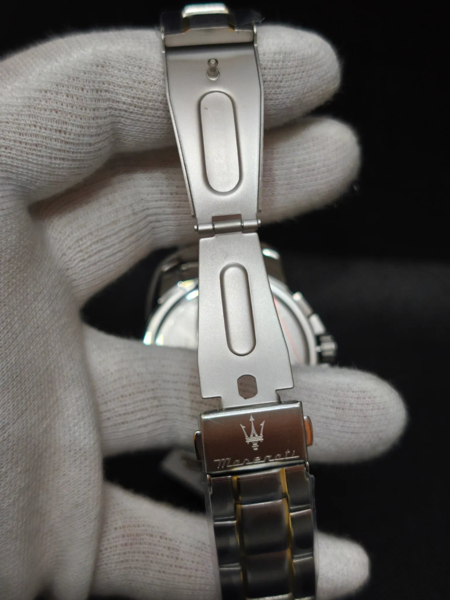 Reloj Maserati R8873621016 Successo, brazalete bicolor por detrás y cierre