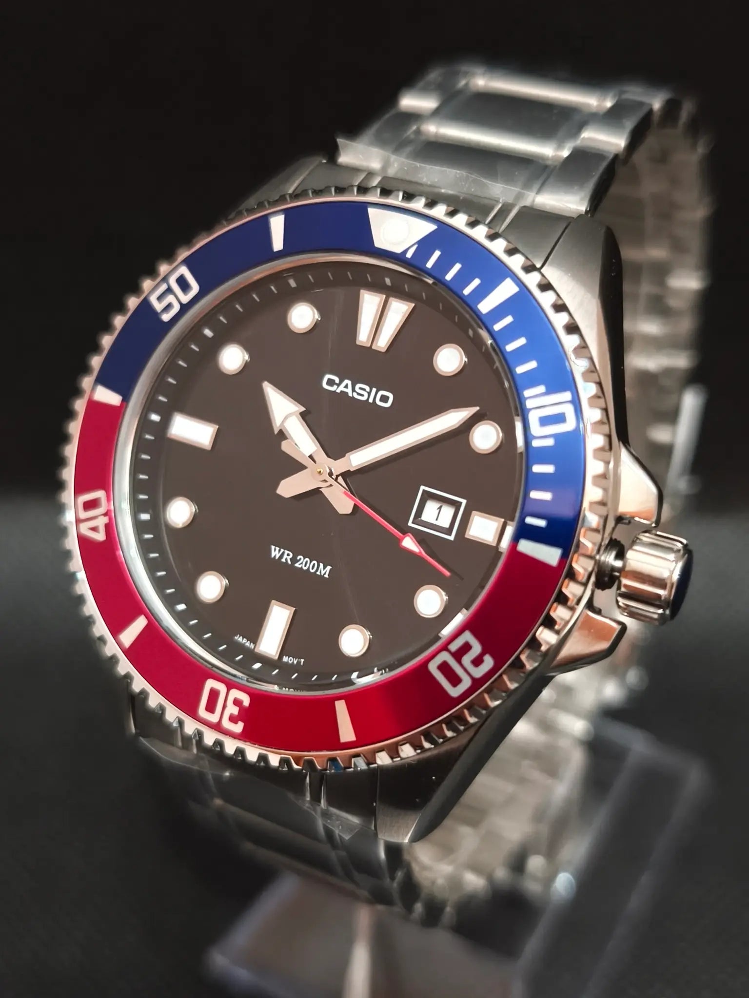 Reloj Casio MDV-107D-1A3VDF – Estilo Diver Hombre 46,3 mm Acero 200 m Bisel Bicolor
