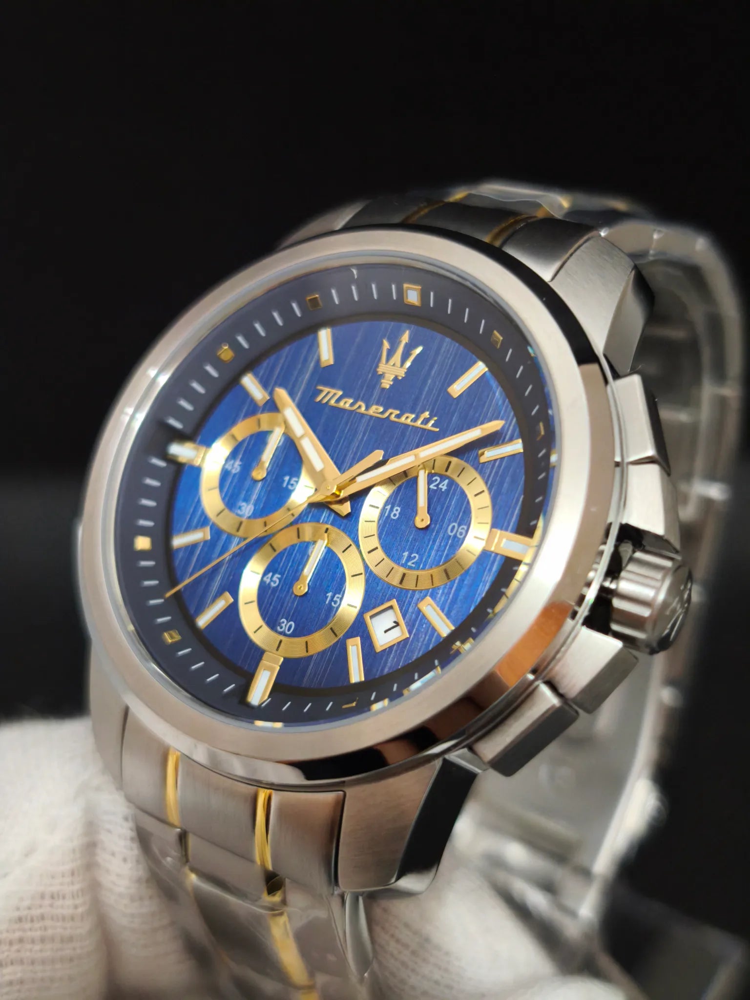 Reloj Maserati R8873621016 Successo en ángulo; cronógrafo y fecha