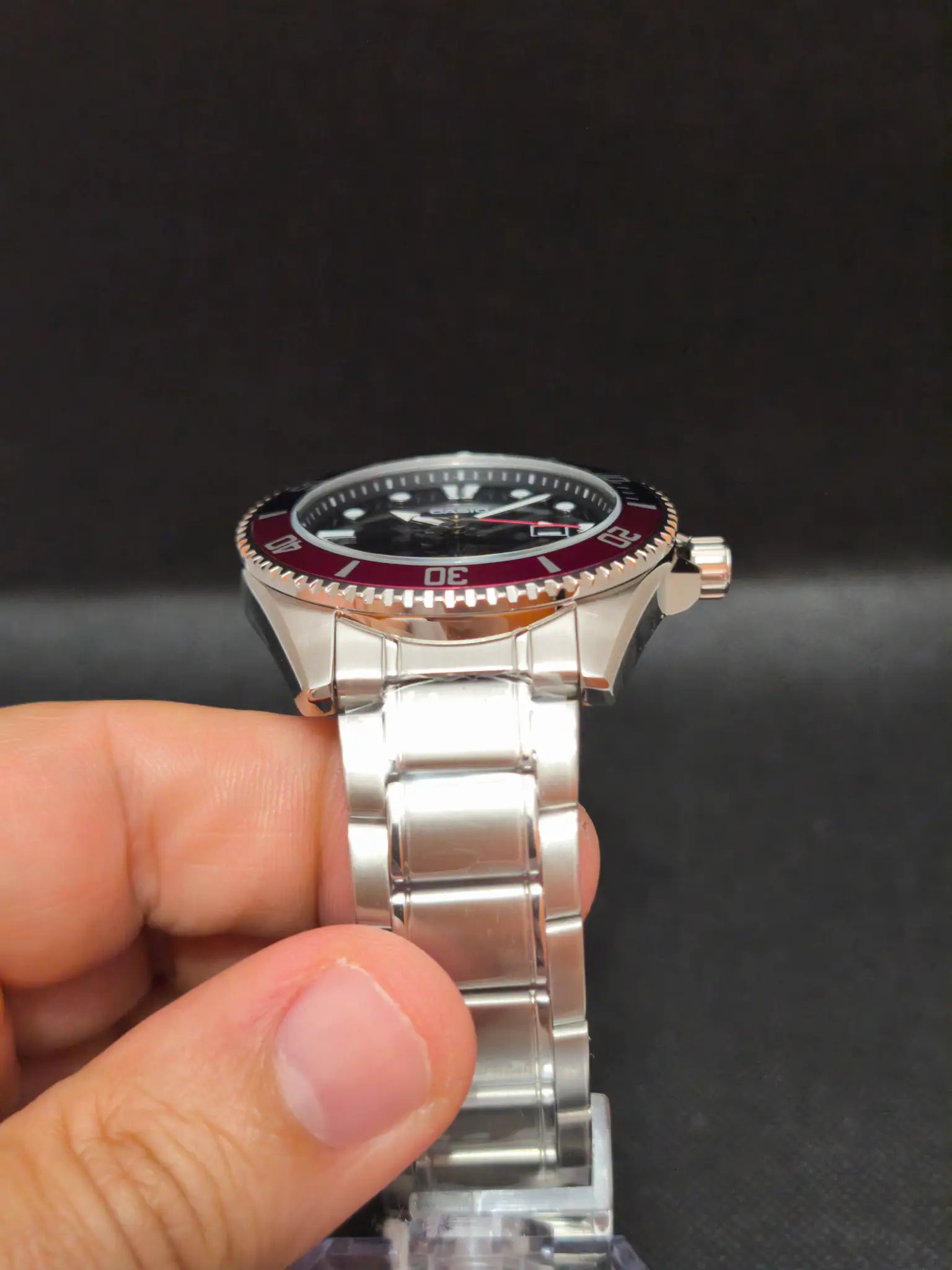 Reloj Casio MDV-107D-1A3VDF – Estilo Diver Hombre 46,3 mm Acero 200 m Bisel Bicolor