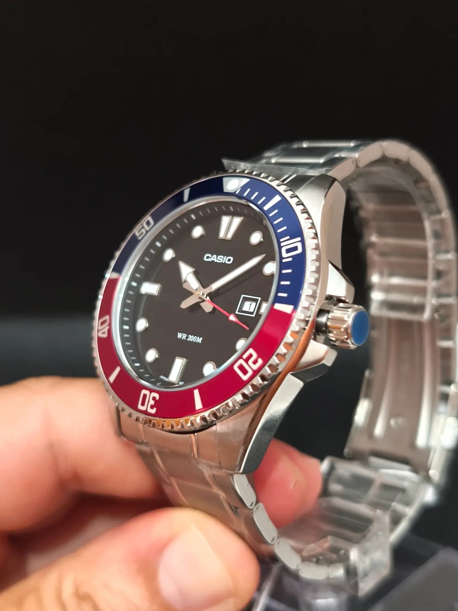 Reloj Casio MDV-107D-1A3VDF – Estilo Diver Hombre 46,3 mm Acero 200 m Bisel Bicolor