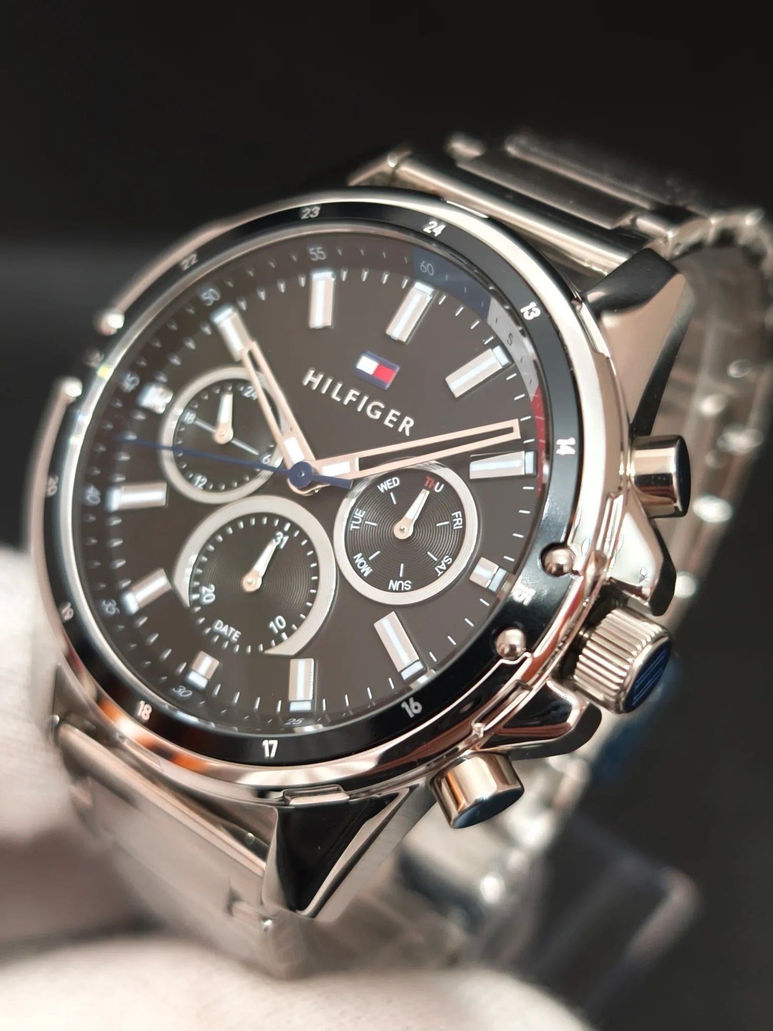 Reloj Tommy Hilfiger Mason 1791936 – Acero y Esfera Negra