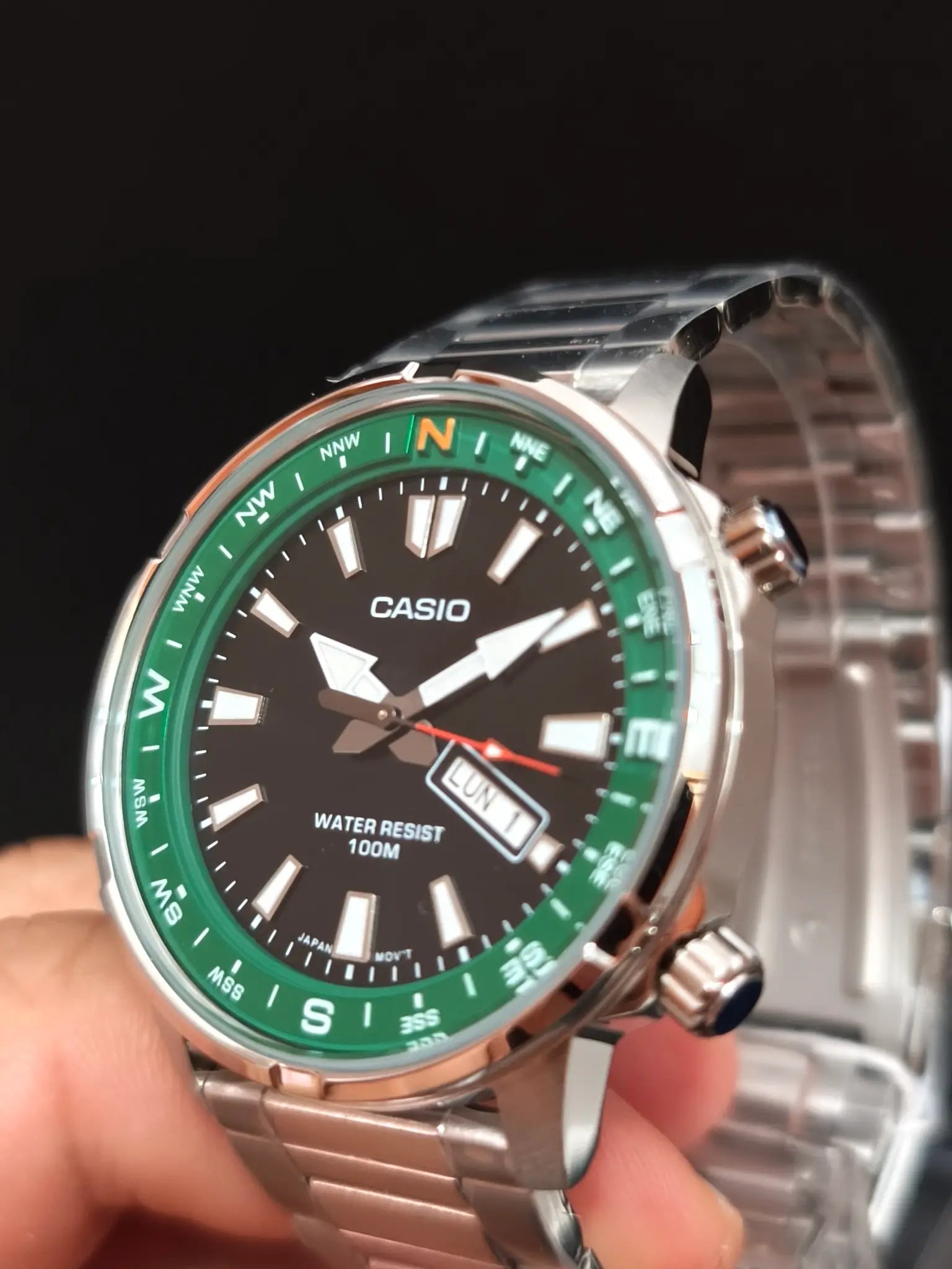 Reloj Casio MTD-130D-1A3VDF brazalete de acero inoxidable