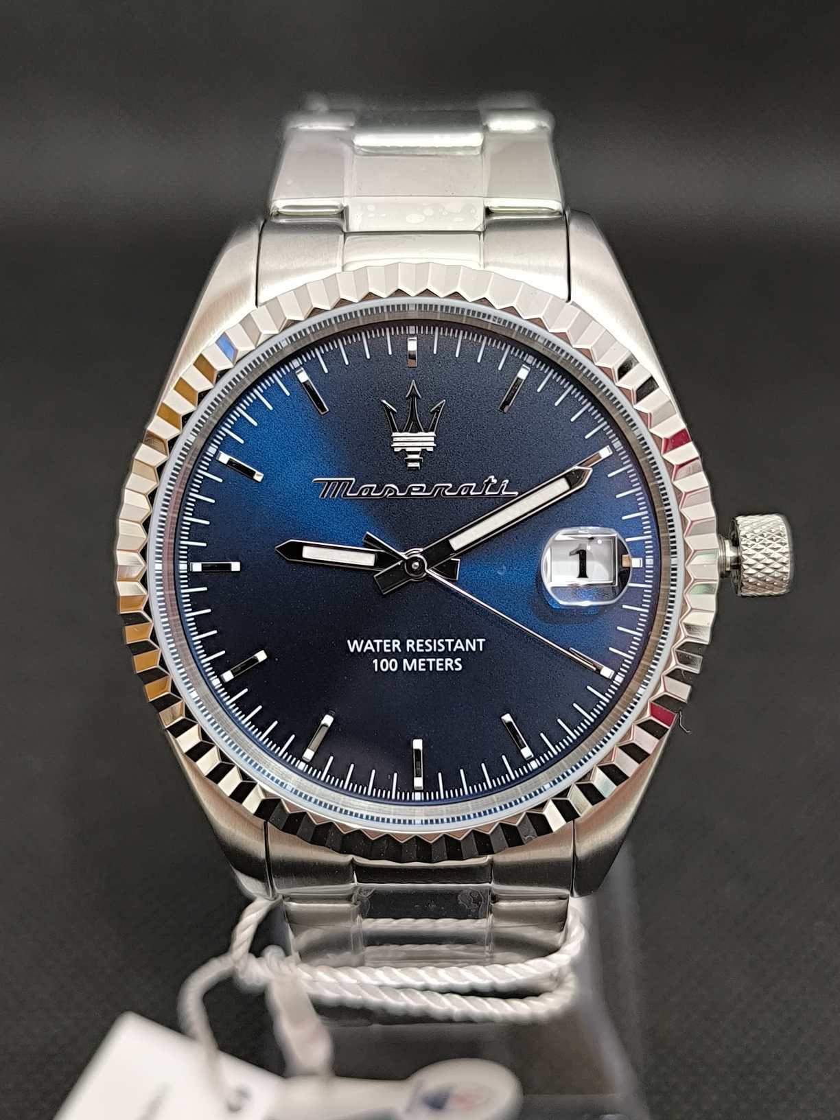 Reloj Maserati Competizione R8853100029 es un reloj para hombre con esfera azul y caja de acero inoxidable de 43 milímetros