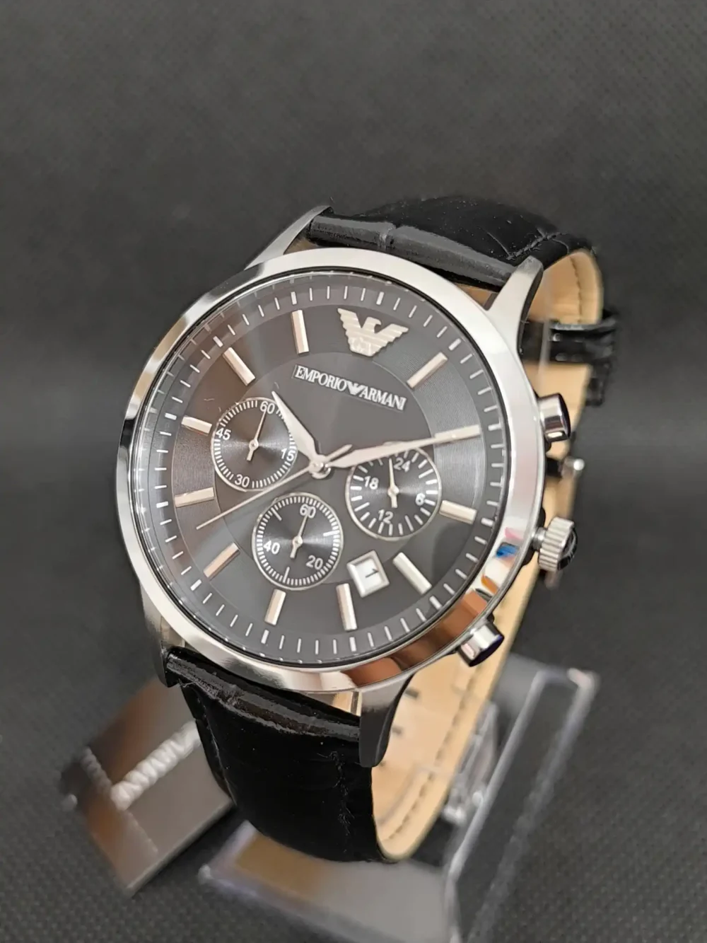 Reloj Emporio Armani AR2447 hombre, cronógrafo con caja de acero inoxidable plateada de 43 milímetros